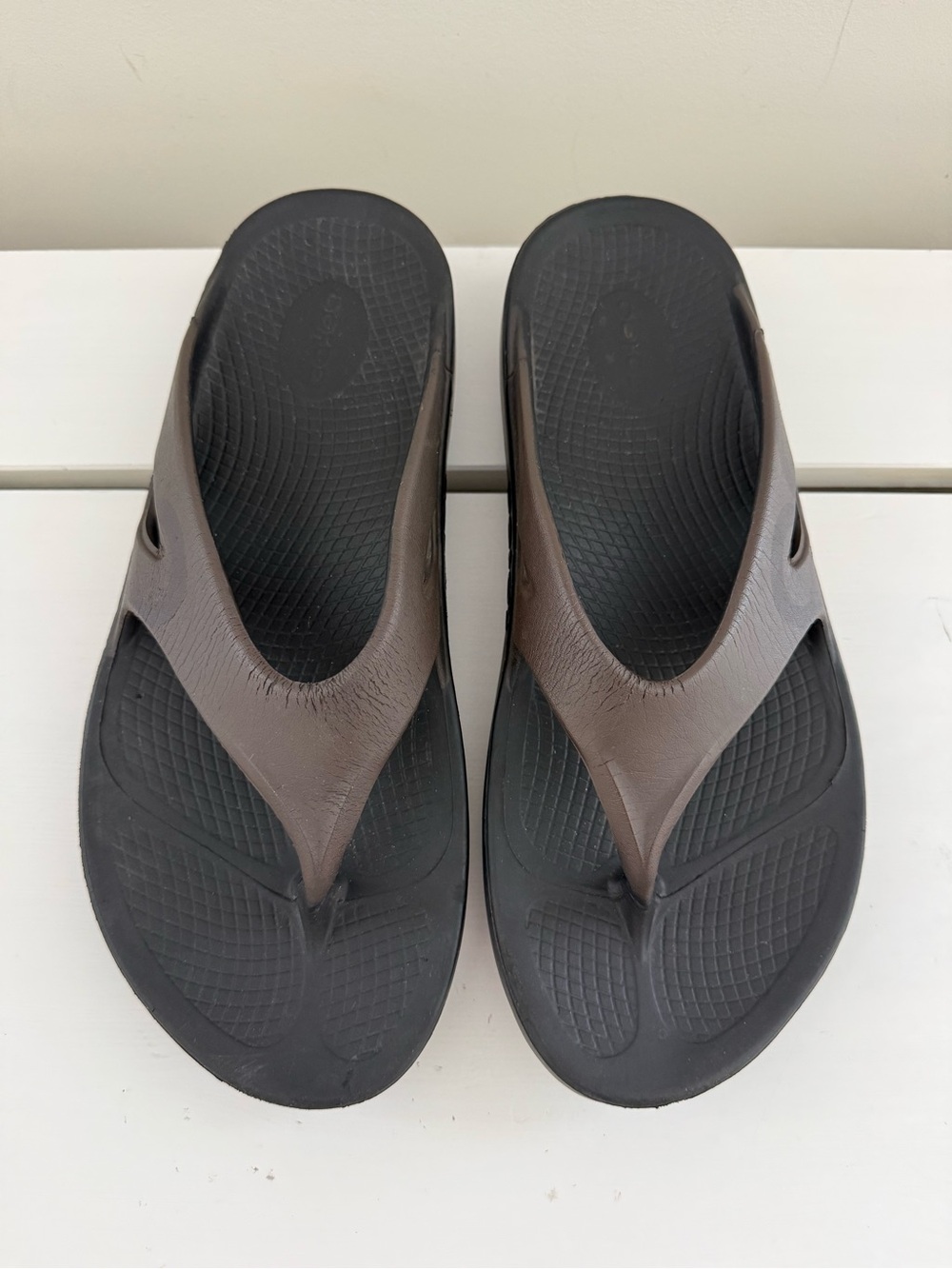OOFOS OOriginal Recovery Flip Flops Men’s 11 Women’s 13 - Picture 2 of 9